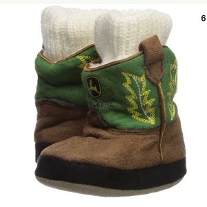 NWOT John Deere Baby Infant Slippers, Green, XS3/4